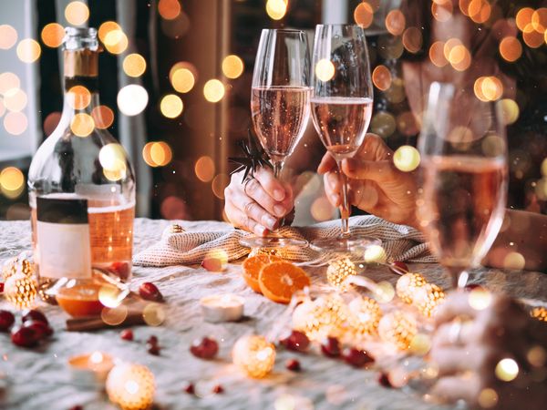 4 Tage Silvester Gala im fränkischen Weinland in Dettelbach, Bayern Halbpension Unkategorisiert online kaufen 4 Tage Silvester Gala im fränkischen Weinland in Dettelbach, Bayern Halbpension Unkategorisiert online kaufen