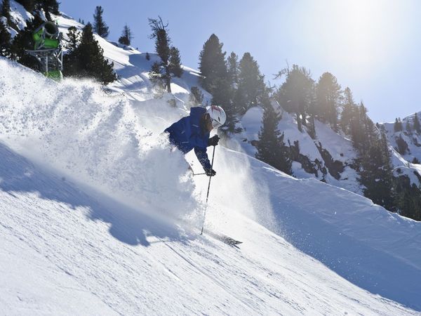 Alpiner Wintertraum im Zillertal - 7 Tage in Mayrhofen, Tirol Halbpension Unkategorisiert online kaufen Alpiner Wintertraum im Zillertal - 7 Tage in Mayrhofen, Tirol Halbpension Unkategorisiert online kaufen
