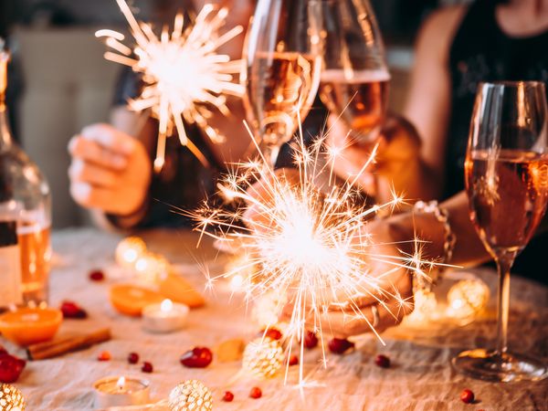 Silvester in der Zugspitz Arena mit Gala Menü |4 Tage in Ehrwald, Tirol Halbpension Unkategorisiert online kaufen Silvester in der Zugspitz Arena mit Gala Menü |4 Tage in Ehrwald, Tirol Halbpension Unkategorisiert online kaufen