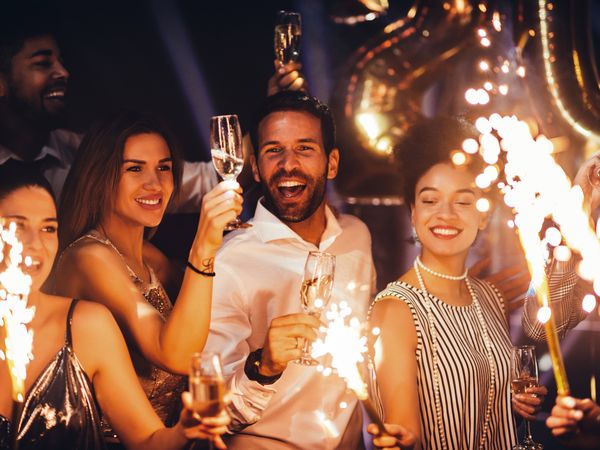 Silvester-Kurzurlaub an der sächsischen Weinstraße zwischen Dresden & Meißen in Radebeul, Sachsen Halbpension Unkategorisiert online kaufen